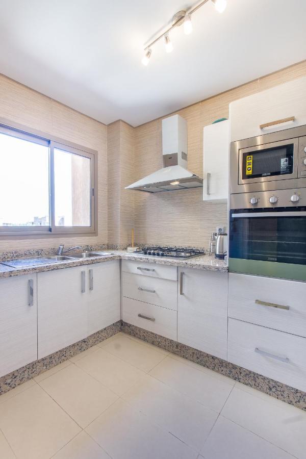 Lumineux Et Vue Degagee Sur Piscine A Prestigia Lägenhet Marrakesh Exteriör bild